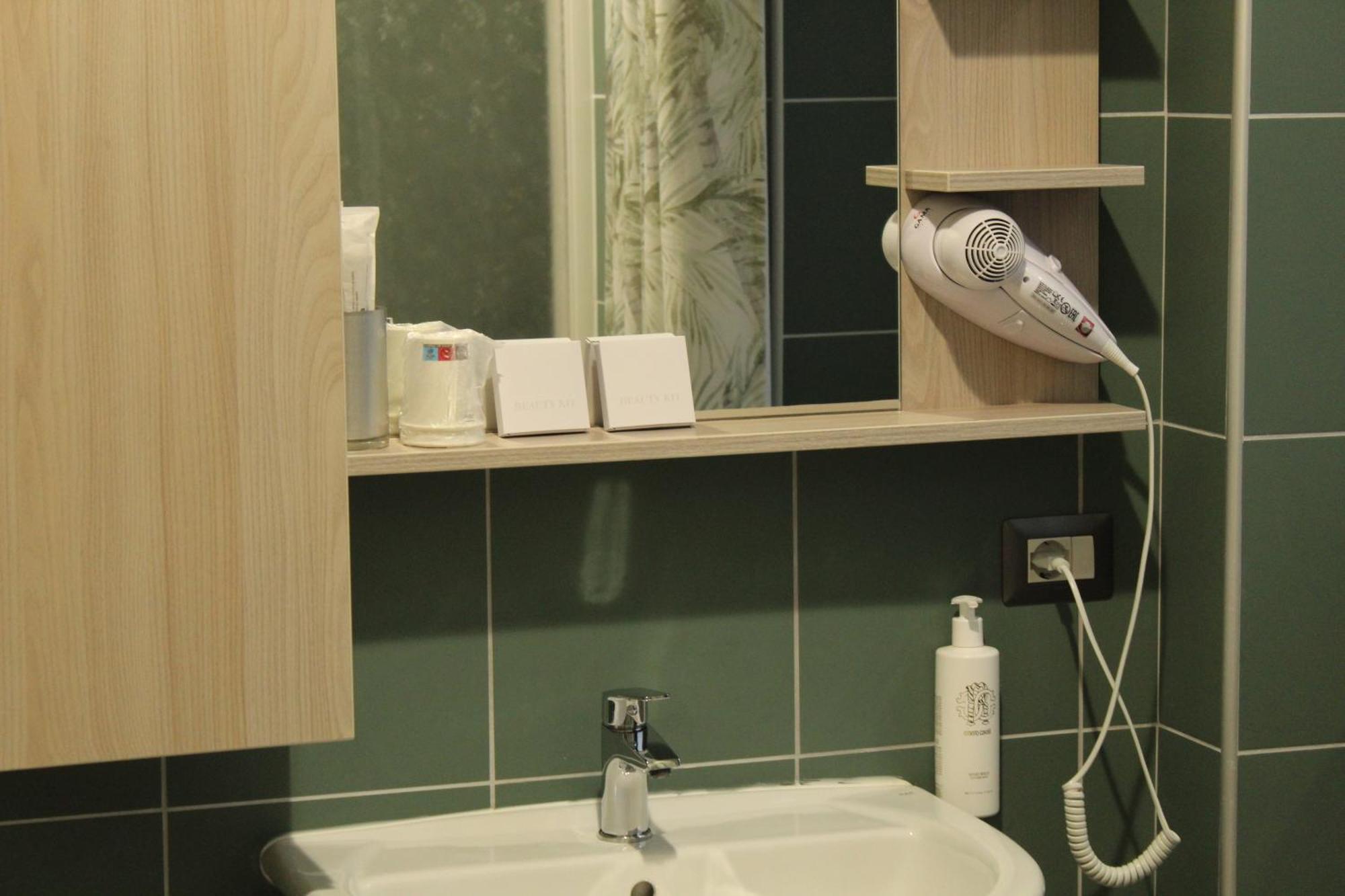 Volpedo Hostel المظهر الخارجي الصورة